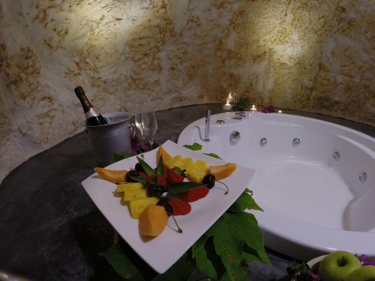 White Luxury Suite Ostuni By Gonewlocation Kültér fotó